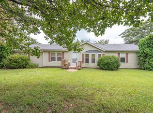 12089 Columbia Rd, Dixon, MO 65459
