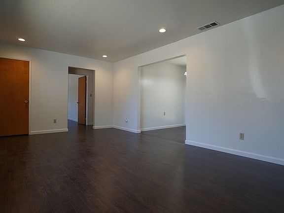 4th image of 2230 53rd Ave