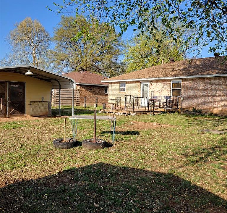 2nd image of 504 Riverview Dr
