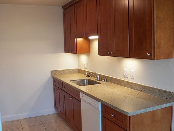 3rd image of 236 Carlton Ave APT 3