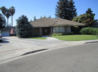 410 N Colby Pl, Porterville, CA 93257