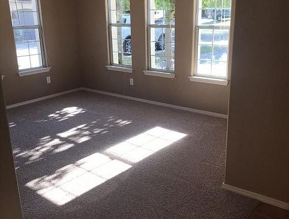 5th image of 2830 Wedgewood Dr