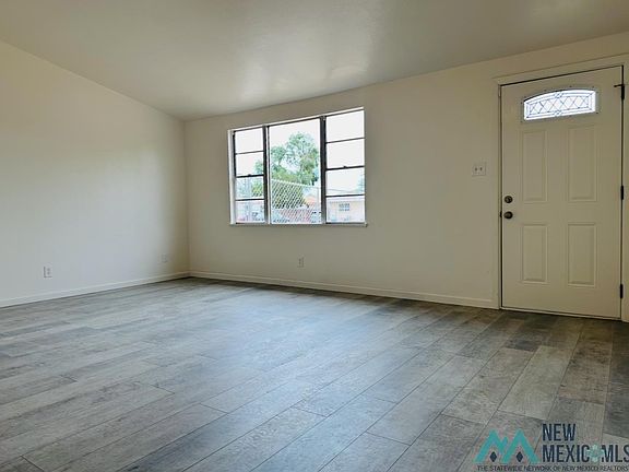 5th image of 2808 S Largo Dr