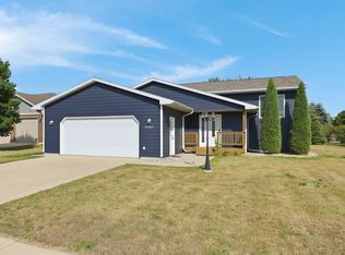 2207 16th Ave S, Brookings, SD 57006