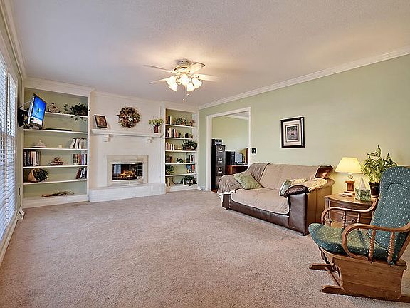 5th image of 126 Plantation Dr