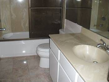 3rd image of 3338 Flintmont Dr
