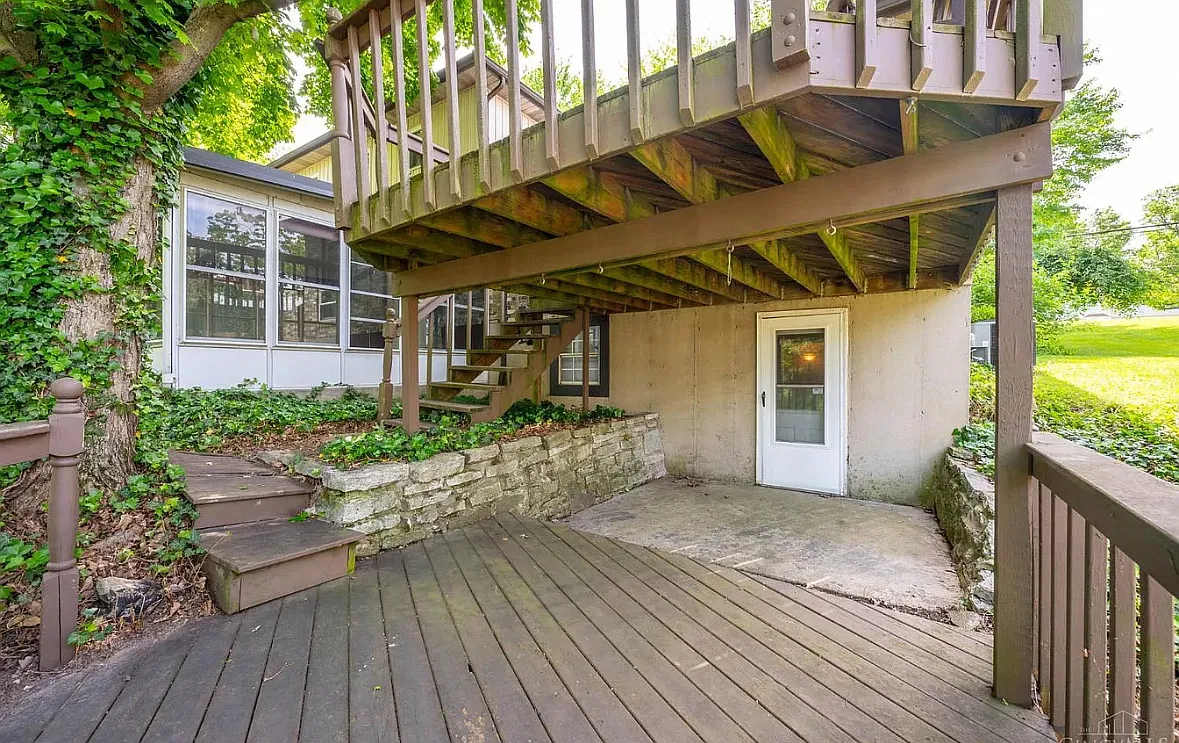 3 bed, 2.5 bath, 2000 sqft, $2,950 — Photo 3