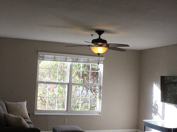 5th image of 100 Jubilee Hill Dr Unit A