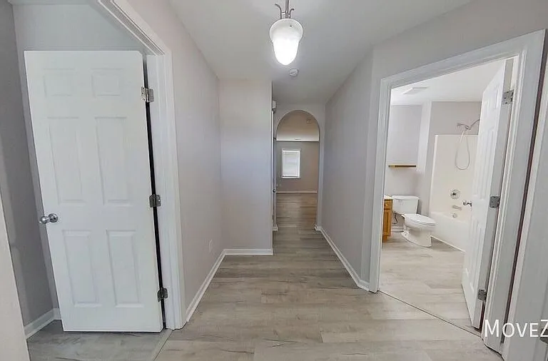 1347 Parkland Way — Photo 37