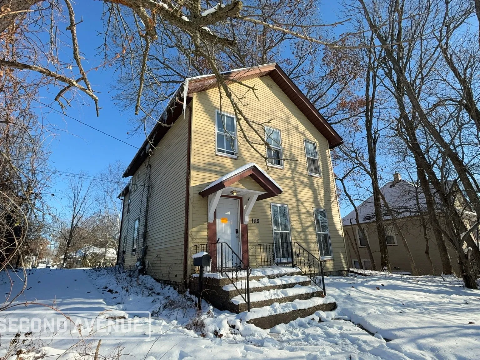 3 bed, 2.5 bath, 1782 sqft, $1,275 — Photo 2