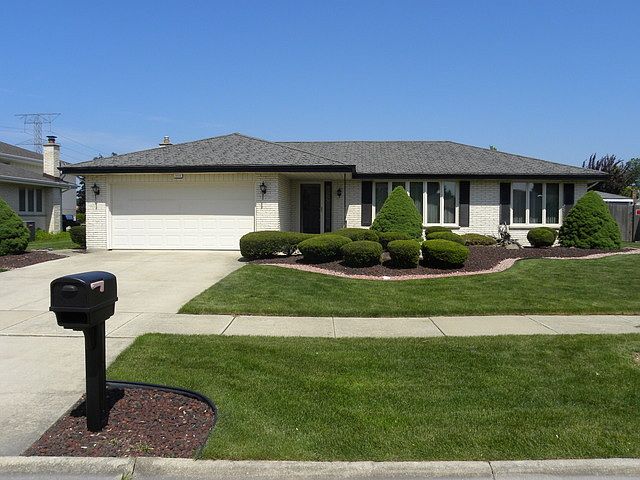 1st image of 15535 Hollyhock Ct