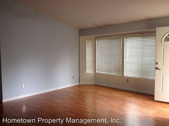 2nd image of 1201 Gadwell Ct SE
