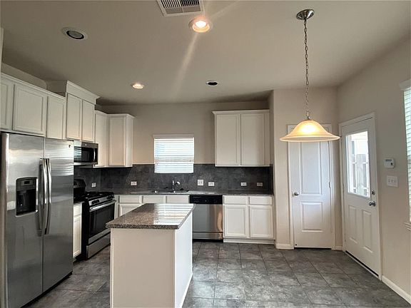 5th image of 14296 Empanada Dr