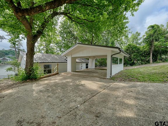 5th image of 1221 Chateau Ln