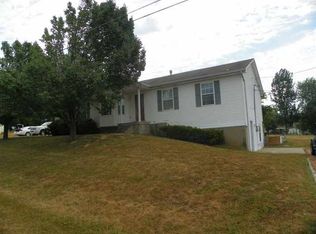 1084 Lobo Dr, Elizabethtown, KY 42701