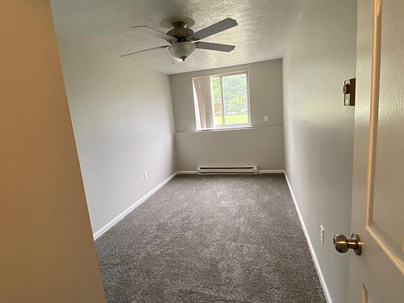 5th image of 6733 Creekside Dr #D