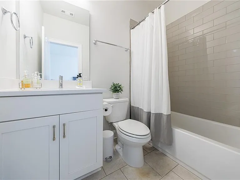 4337 Parkside Pl #10 — Photo 32