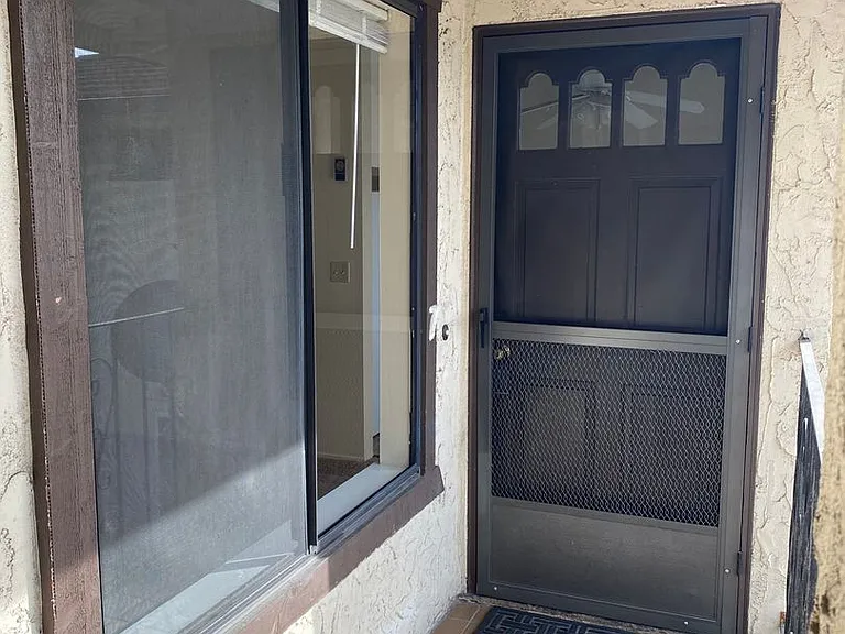 403 Roosevelt Ave — Photo 12