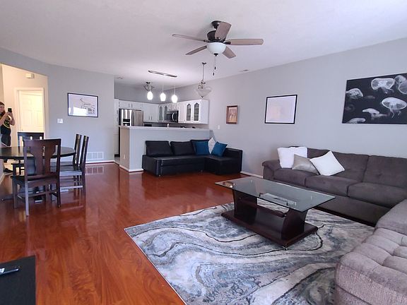 5th image of 8010 Wildwood Farms Ln