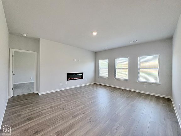 3rd image of 3341 Carroll Dr
