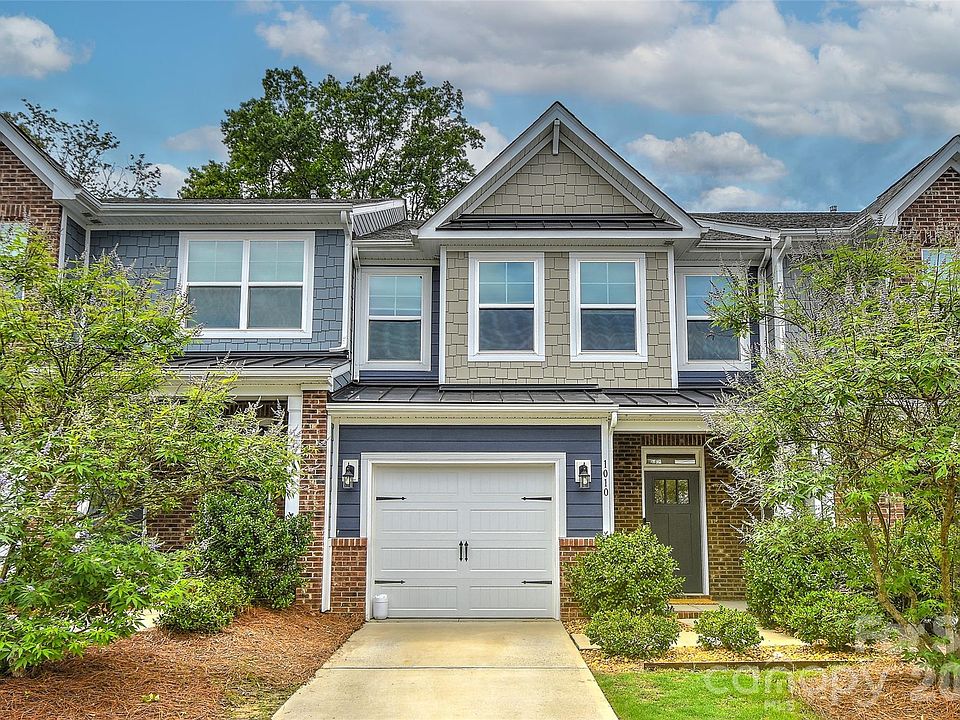 1st image of 1010 Moffatt Ln
