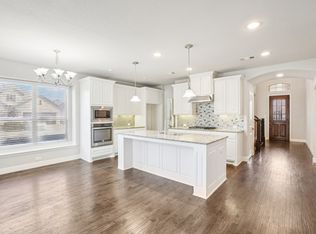 869 Countryside Way, Aubrey, TX 76227
