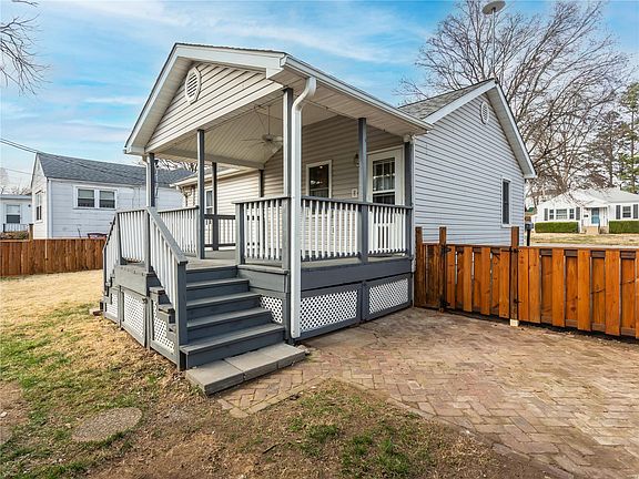 4th image of 10214 Saint Dennis Ln