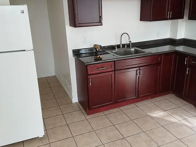 12 Winter St #3R — Photo 4
