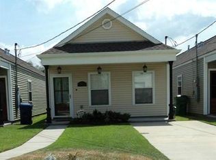 1830 Pratt St, Gretna, LA 70053
