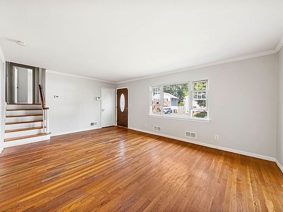 4th image of 1641 Lenape Rd
