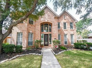 7010 Adobe Oaks Ct, Sugar Land, TX 77479