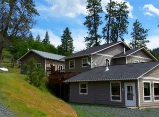 7300 Sterling Creek Rd, Jacksonville, OR 97530