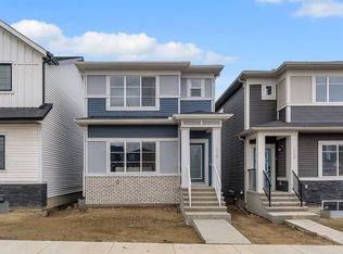 416 E Lewiston Lndg NE, Calgary, AB T3P2H8