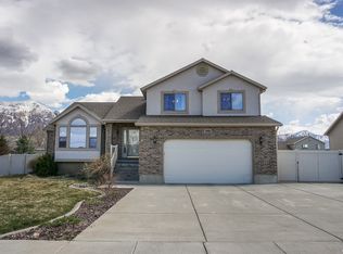 3558 N 3050 W, Farr West, UT 84404
