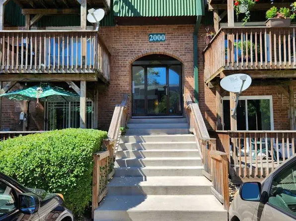 2000 Tall Oaks Dr APT 3A, Aurora, IL 60505