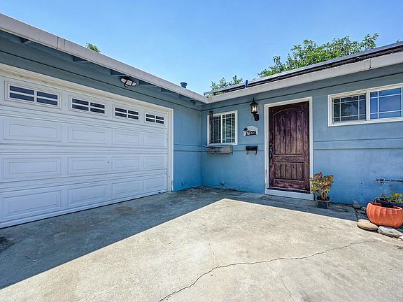 5th image of 8205 Tanoak Way