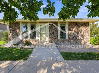 1225 S Oneida St APT 189, Denver, CO 80224