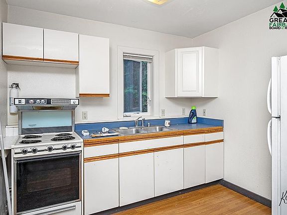 3rd image of 2140 & 2150 Sojourn Ln