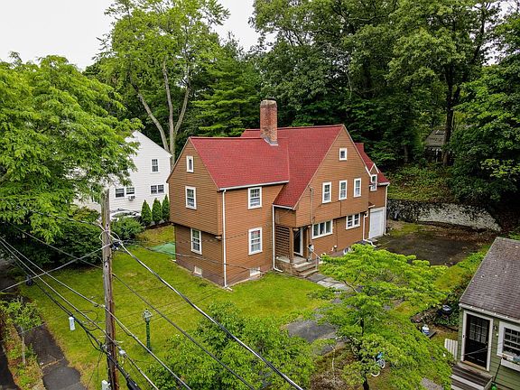 2nd image of 39 Holman Rd