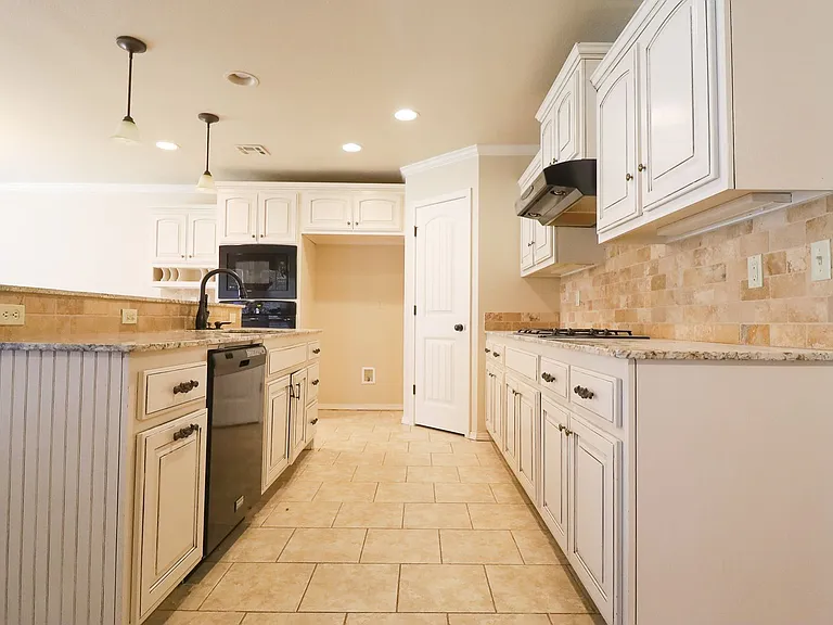 5107 Barr Dr — Photo 18