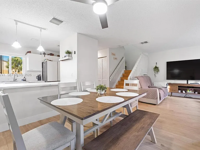 6235 Kendale Lakes Cir #247 — Photo 9