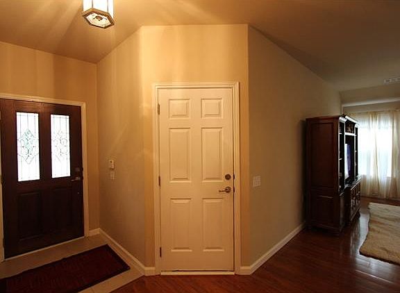 3rd image of 7524 Cedar Edge Dr