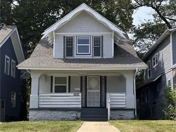 3622 College Ave, Kansas City, MO 64128