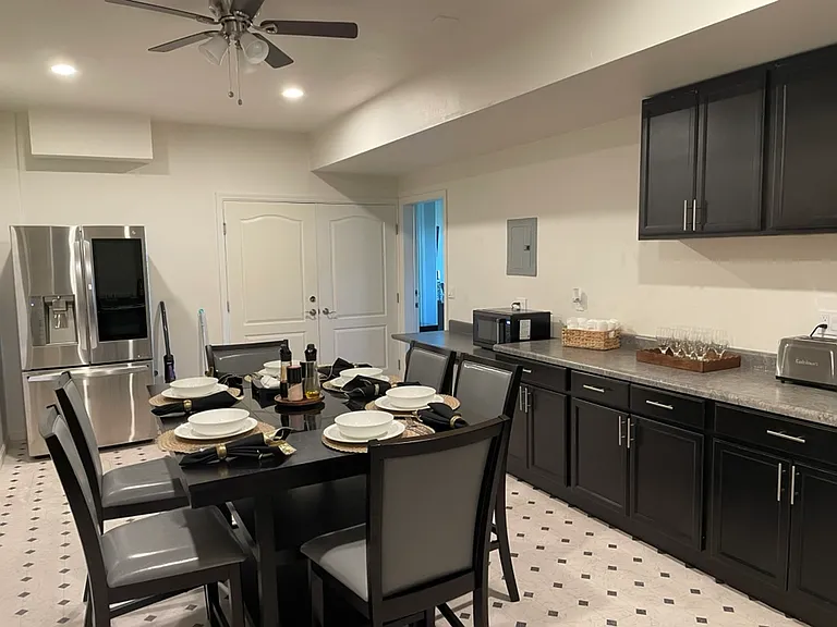 4502 Gresham Dr #A — Photo 15