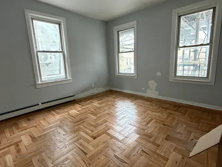 4421 Murdock Ave #1 — Photo 3