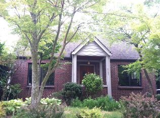 6507 32nd Ave NE, Seattle, WA 98115