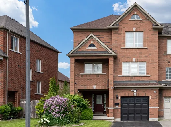 21 Polarlights Way, Toronto, ON M1X 1Z4