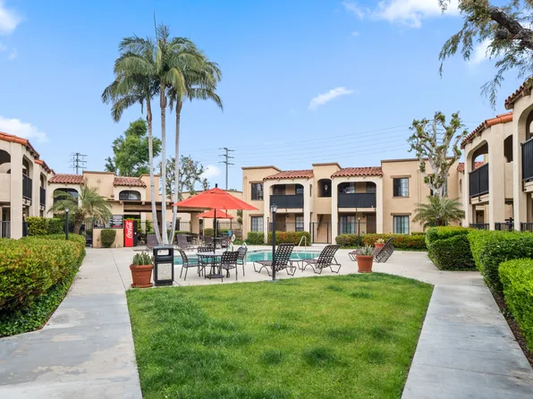 Nogal Feliz, 17272 Walnut Ave #27, Tustin, CA 92780