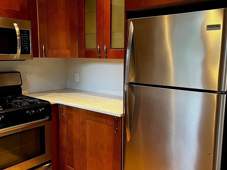124 Valley Rd #B — Photo 3