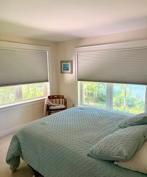 22 E Beach Rd — Photo 10